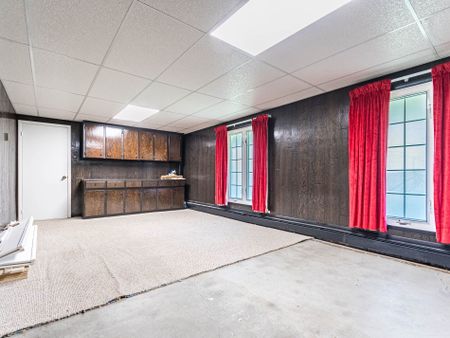 For Lease - 5638 Appleby Line, Burlington, Ontario - Photo 2