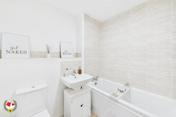 Wintergate Road, Longford, Gloucester - Photo 1