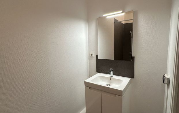 2 pièces, 41m² en location à Saint Yrieix La Perche - 480 € par mois - Photo 1