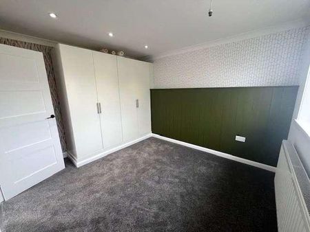 Arnold Avenue, Gonerby Hill Foot, Grantham, Lincolnshire, NG31 - Photo 3