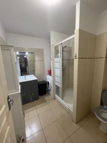 Location Appartement 1 pièce 26m² LA POSSESSION 97419 - Photo 4