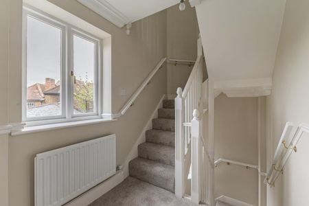 4 bedroom townhouse to rent - Photo 2
