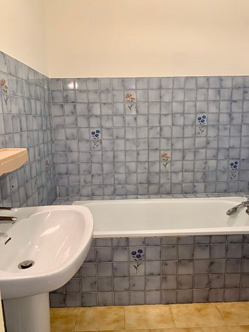 Location Appartement 2 pièces 47m² - Photo 2