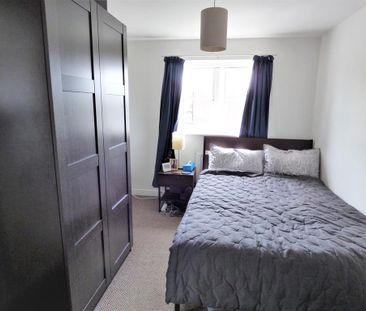 3 bedroom semi-detached house to rent - Photo 4
