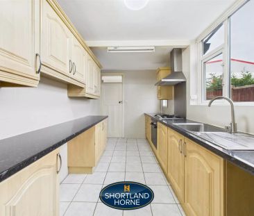 Holbrook Lane, Holbrooks, Coventry - Photo 2