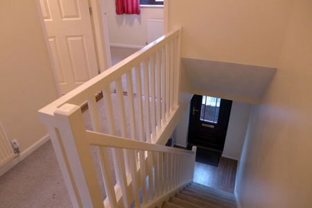 Crabbe Street, Lye, Stourbridge, DY9 - Photo 5