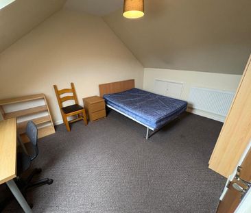 5 bedroom terraced house to rent - Photo 4