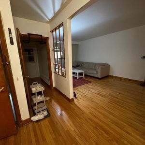 Grand 5 1/2 propre et lumineux partir de 1 decembre - Photo 2