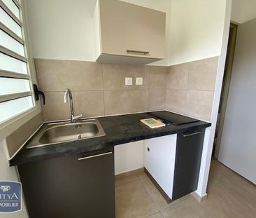 Location Appartement 1 pièce 22m² LE TAMPON 97430 - Photo 1