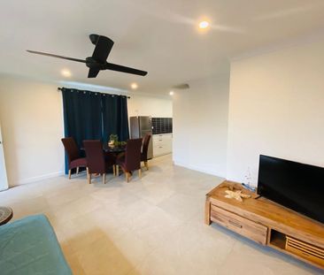 Fully Furnished 2 Bedroom Unit Close To Everything! - Photo 3