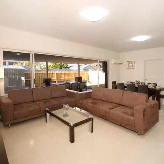 Room 10 (Non Ensuite) - Photo 1