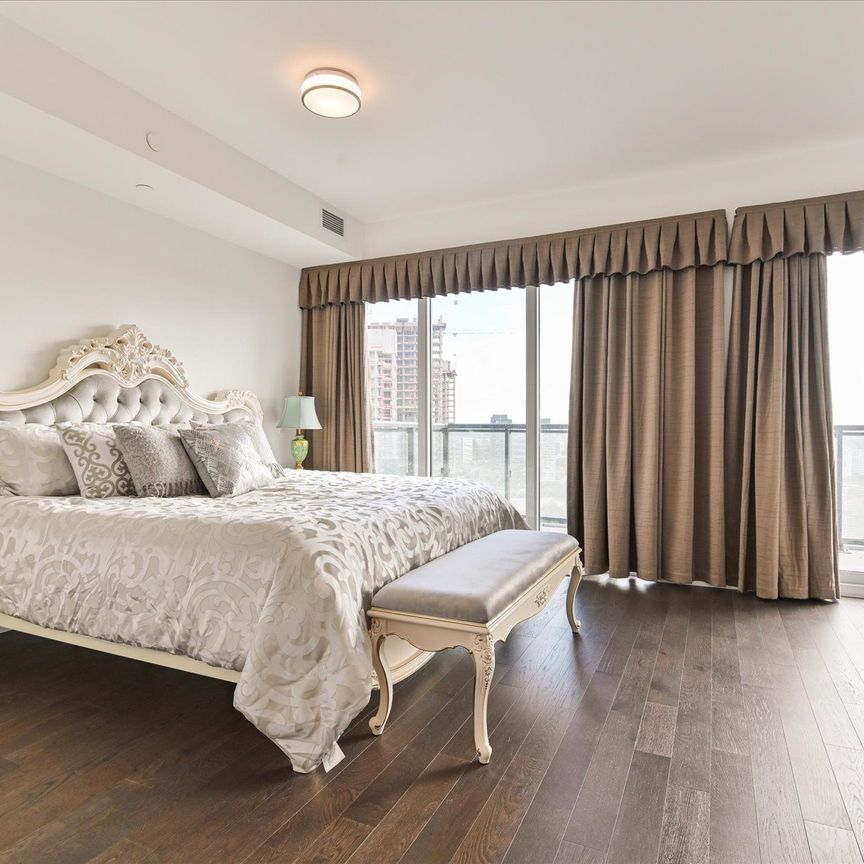 For Lease - 30 Inn On The Park Drive Unit# 2707, Toronto, Ontario - Photo 1
