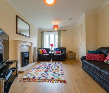 18 Redgrave Close, Heworth - Photo 1