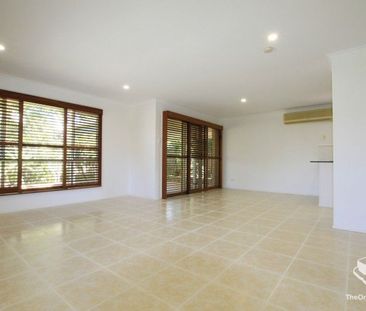 Location, location location - Photo 2