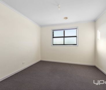 Townhouse Living in a Prime Location - Photo 1