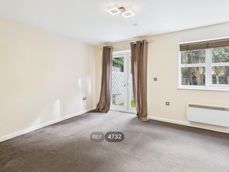 3 bedroom terraced house to rent - Photo 2
