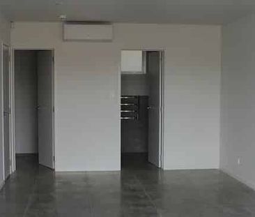 Moden Conveinent Living in Warkworth - Photo 5