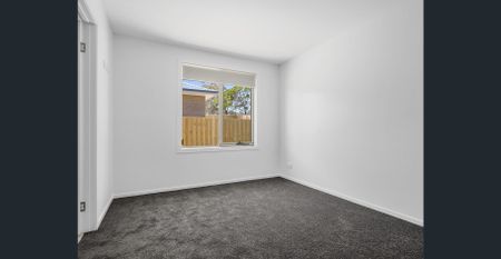 Stunning Family Home in Risdon Vale - Photo 5