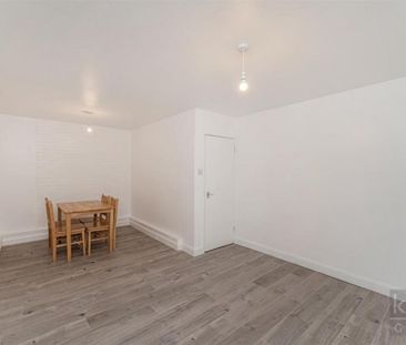 2 Bedroom Flat To Let - Photo 1