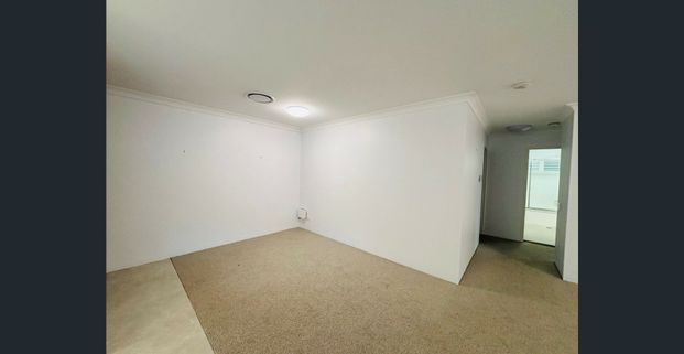 PREMIUM LIFESTYLE IN PRIME LOCATION - Photo 1