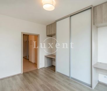 Pronájem bytu 2+kk 62 m2 - Fotografie 4