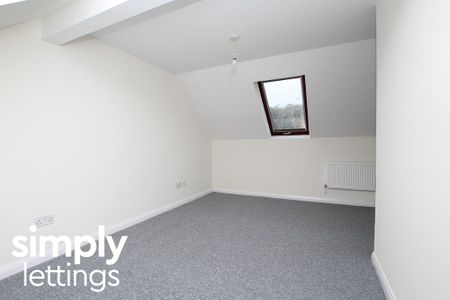2 Bed property for rent - Photo 2
