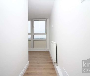 Nicholls Field, Harlow, CM18 - Photo 3