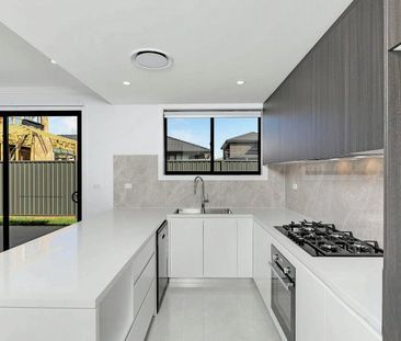 1 Ditzell Street, Catherine Field, NSW 2557 - Photo 2