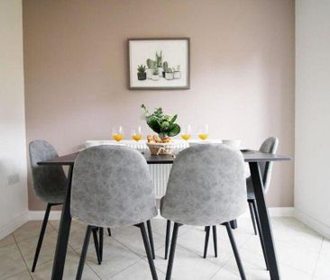 3 bedroom semi-detached house to rent - Photo 5