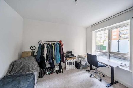 East Drive, Colindale, NW9 - Photo 5