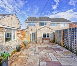 3 BEDROOM House - Semi-Detached - Photo 4