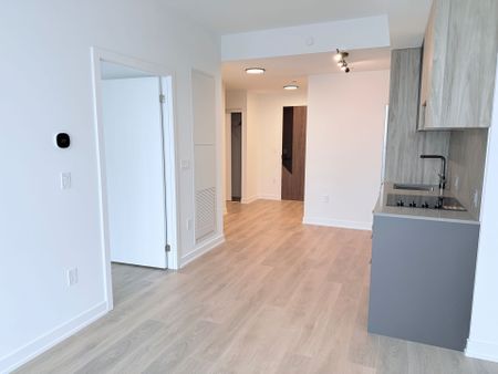 For Lease - 1037 The Queensway N/A Unit# 808, Toronto, Ontario - Photo 3