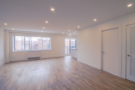4555 Bonavista Avenue - Photo 5