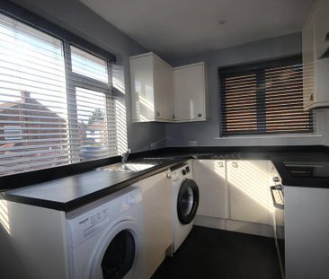 2 bedroom maisonette to rent - Photo 1