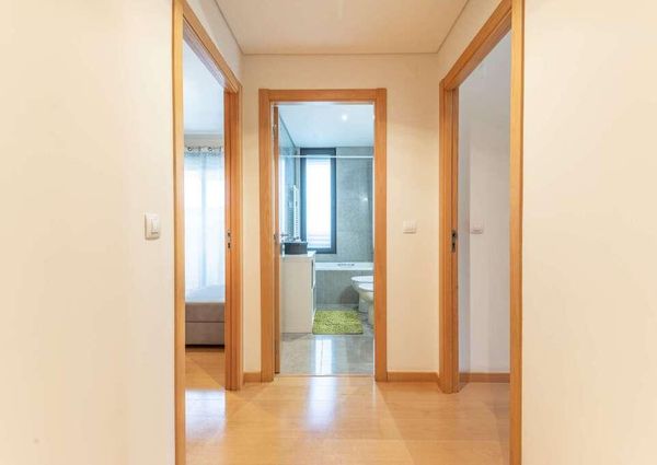 2 Bedroom Apartment with a view, Alto de Algés, Oeiras