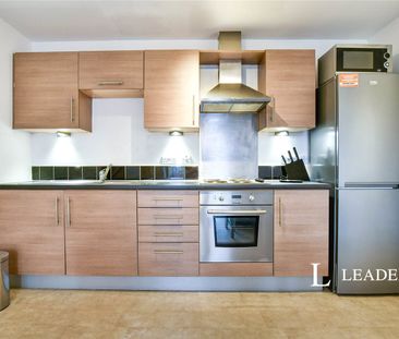 2 bedroom apartment to rent Stillwater Drive, Manchester, Greater M... - Photo 5