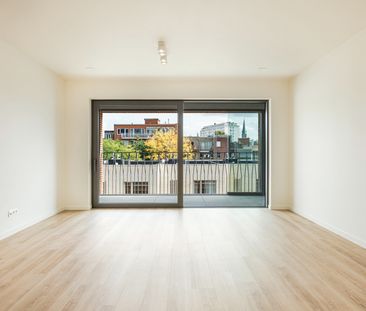 Appartement te huur in Antwerpen met 2 slaapkamers - Photo 1