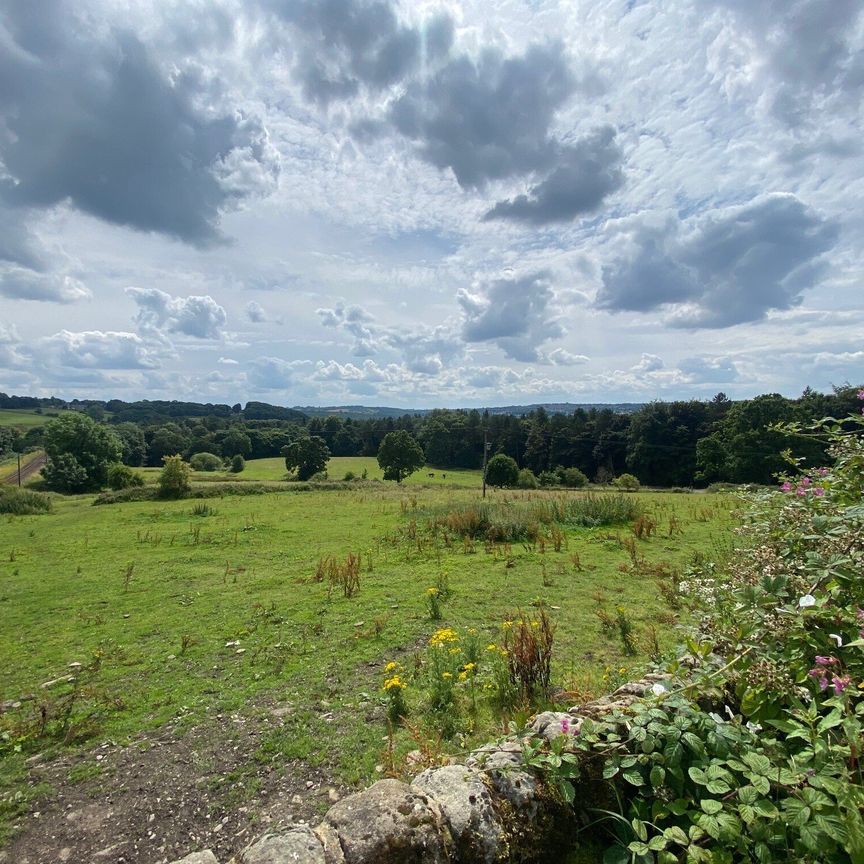Gill Lane, Leeds, Yeadon - Photo 1
