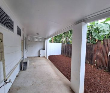 2 BEDROOM DUPLEX WALKING DISTANCE TO BEACH - Photo 4