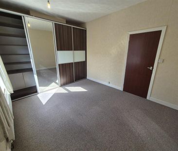 2 bedroom property to rent - Photo 2