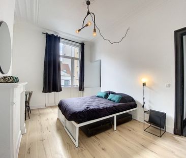 QUARTIER CHATELAIN - MOOIE KAMER IN EEN CO-LIVING RUIMTE - Foto 4