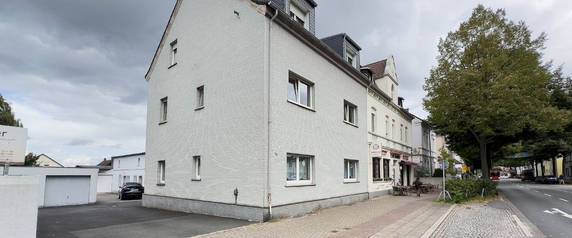 Großzügige 3-Zimmerwohnung mit Garage - Photo 1