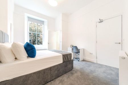 5 bedroom flat to rent - Photo 4