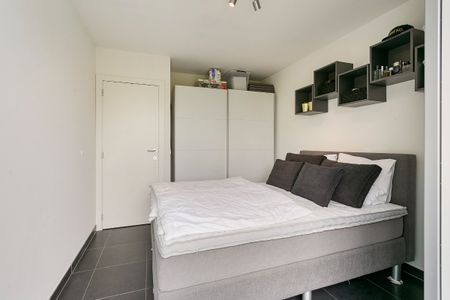 Gelijkvloers appartement met 2 slaapkamers en tuin te huur. - Photo 5