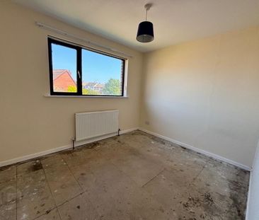 43 Town Park, Carrickfergus, BT38 8FG - Photo 5