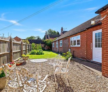 3 bedroom detached bungalow to rent - Photo 6