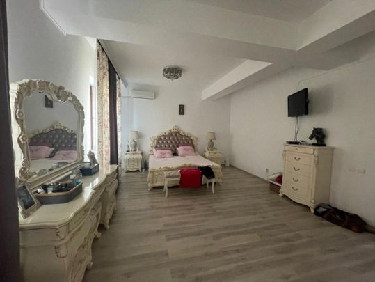 Vila Cu Posbilitate De Investitie - 420 mp - Antiaeriana - Fotografie 1
