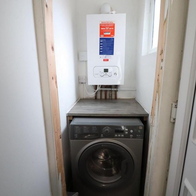 3 bedroom terraced house to rent - Photo 1