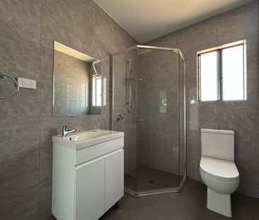 BRAND NEW Modern Granny Flat! - Photo 5