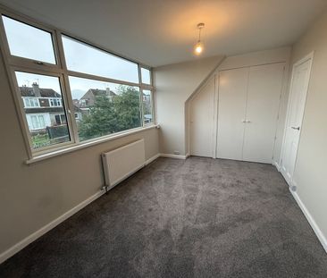 3 Bed Terraced House, Springfield Road, AB15 - Photo 2